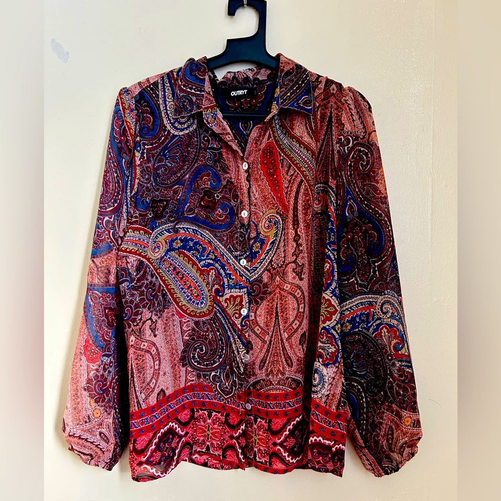 Chiffon, paisley print shirt